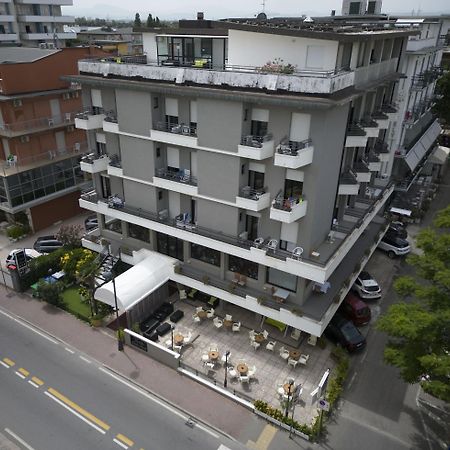 Florida Park Hotel Bellaria – Igea Marina Kültér fotó