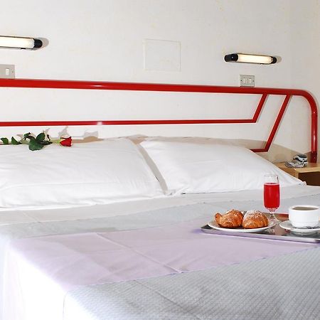 Florida Park Hotel Bellaria – Igea Marina Szoba fotó