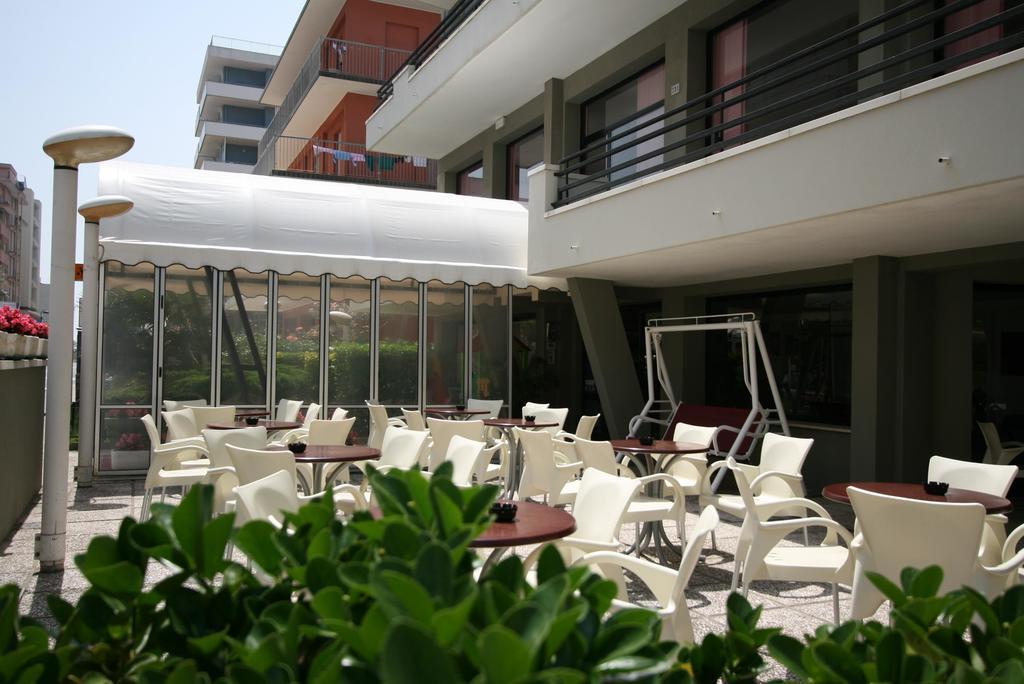 Florida Park Hotel Bellaria – Igea Marina Kültér fotó