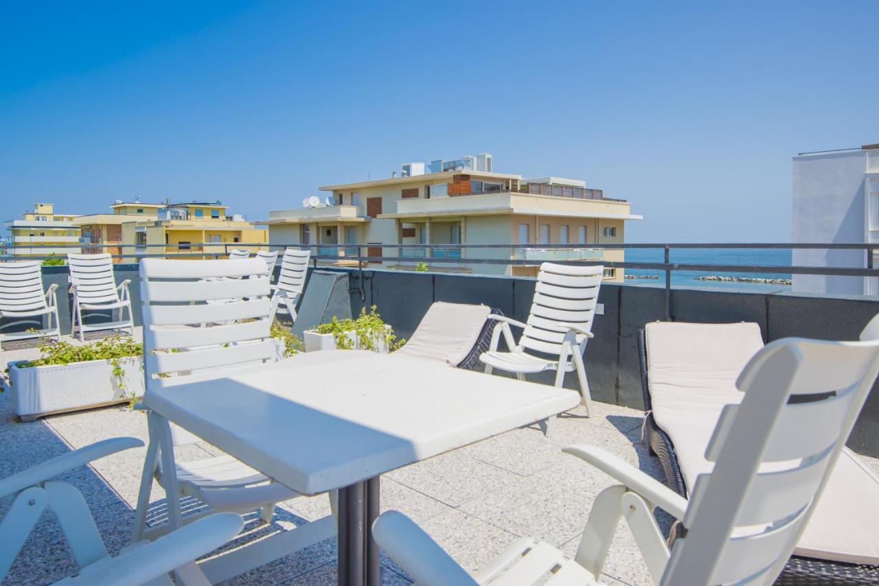 Florida Park Hotel Bellaria – Igea Marina Kültér fotó